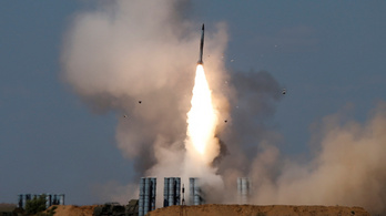 Műholdfelvételek szerint légvédelmi rakétarendszereket vonnak ki Szíriából az oroszok