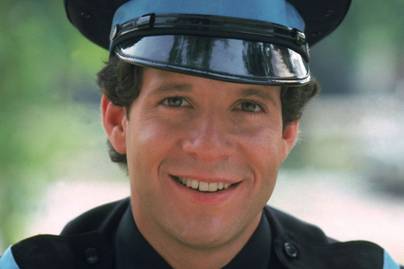 A Rendőrakadémia sármos sztárja volt: így néz ki most a 64 éves Steve Guttenberg