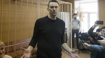 Újra magánzárkába rakták a Putyint bíráló Navalnijt