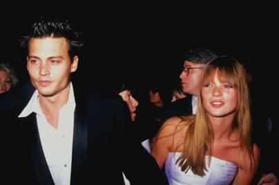 Undorító, Johnny Depp mit művelt Kate Moss-szal: a modell is csak értetlenkedett először
