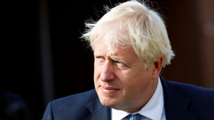 Újabb botrány Boris Johnson körül, erkölcstelen dolgokra használták a repülőjét