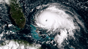 Hurrikánná erősödött egy szélvihar az Atlanti-óceánon