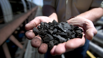 A magyar kormány rendeletben tiltja a szén külföldre vitelét