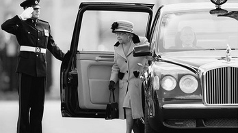 Autómárkák tisztelegnek a II. Erzsébet királynő előtt