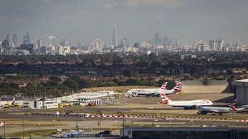 Hatmillió utas fordult meg a londoni Heathrow reptéren augusztusban