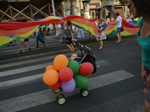 Kiskorúakat veszélyeztettek a Pride-on a Jobbik szerint