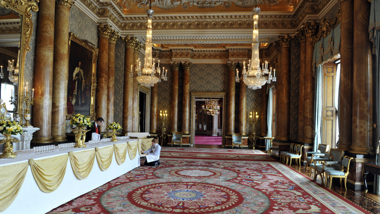 Irgalmatlan nagy vagyont érnek a Windsor-ház palotái, kastélyai és udvarházai