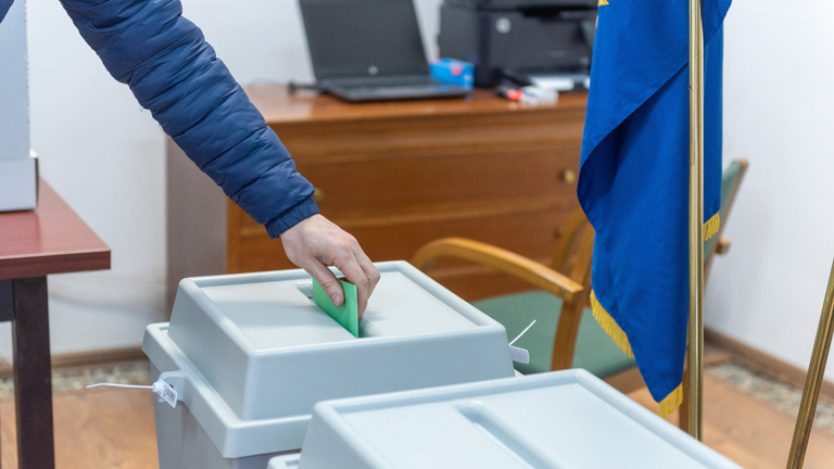 A Fidesz tizenegyből kilencet nyert, az ellenzéknek csak kettő jutott