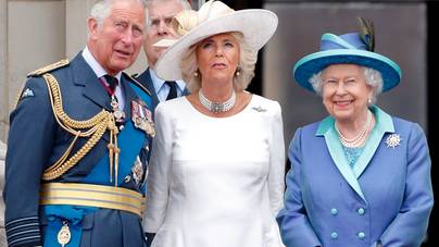 Meglepő: Kamilla választhat először Erzsébet királynő ruhái és ékszerei közül