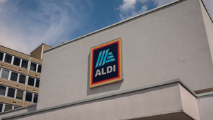 Az ALDI-vezér elárulta, mennyi extraprofitadót fizet a kormánynak