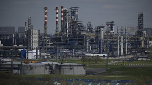 Elhalaszthatják a megállapodást az orosz olaj ársapkájának bevezetéséről