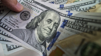 Új történelmi csúcson a svájci frank és az amerikai dollár is