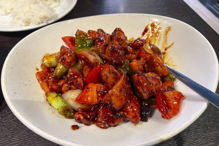Ezzel a mázzal a legfinomabb a kínai Gong Bao csirkemell: otthon készítve is mennyei