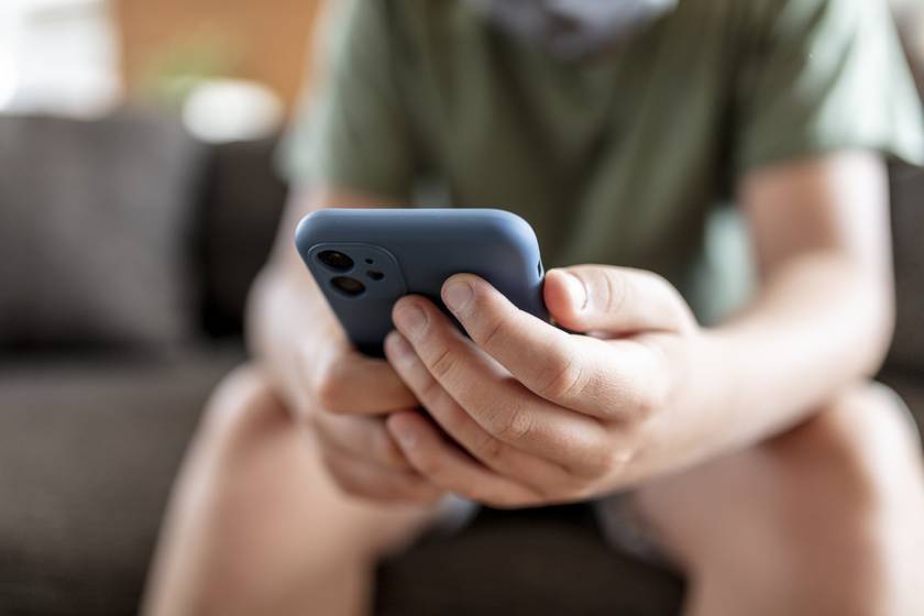 9 veszélyes online kihívás: ezért csinálják a kamaszok - És mit tehet a szülő?