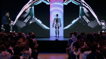 Robotokkal fogja elárasztani a világot Elon Musk