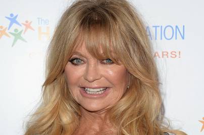 Goldie Hawn összeöltözött unokájával: hercegnőruhába bújva ünnepelte Rani 4. szülinapját