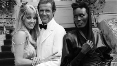 Emlékszel, melyik színésznők játszották a leghíresebb Bond-lányokat?
