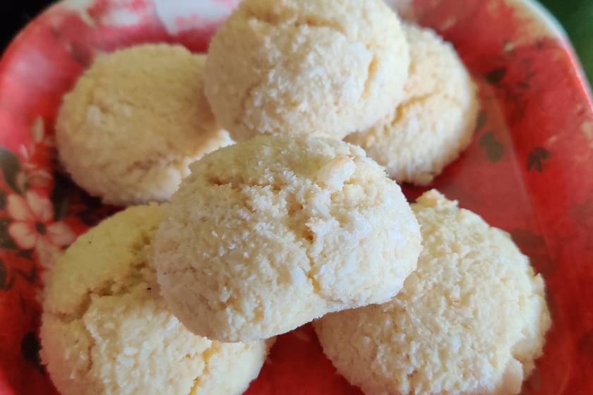 Villámgyors, ragacsos kókuszos kekszek: ha így készíted, nem lesz túlságosan édes