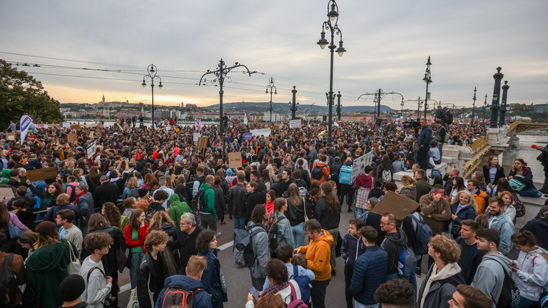 Újabb demonstráció lesz Budapesten, itt vannak a részletek