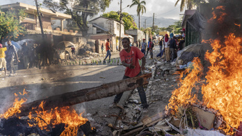 Haiti külföldi katonai segítséggel akar úrrá lenni az országban uralkodó felforduláson