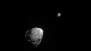 Furcsa jelenségeket észleltek a NASA által eltalált aszteroidánál