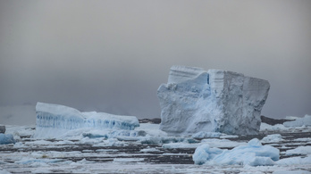 Kiderült, hány tonna jég olvad el évente az Antarktisz gleccseréből