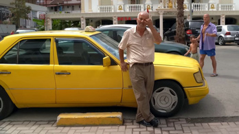 Ez a Mercedes 1,5 millió kilométert futott, de még mindig taxiként szolgál