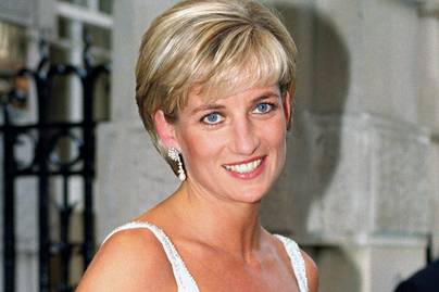 Mintha Diana hercegnőt látnánk: A korona új évadának színésznője így hasonlít a szívek királynőjére