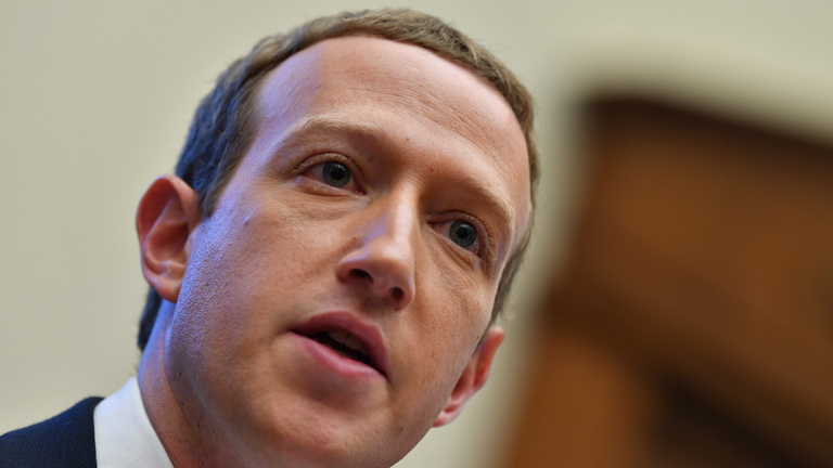 Hatalmasat kamuzott Zuckerberg a saját fejlesztésű metaverzumáról