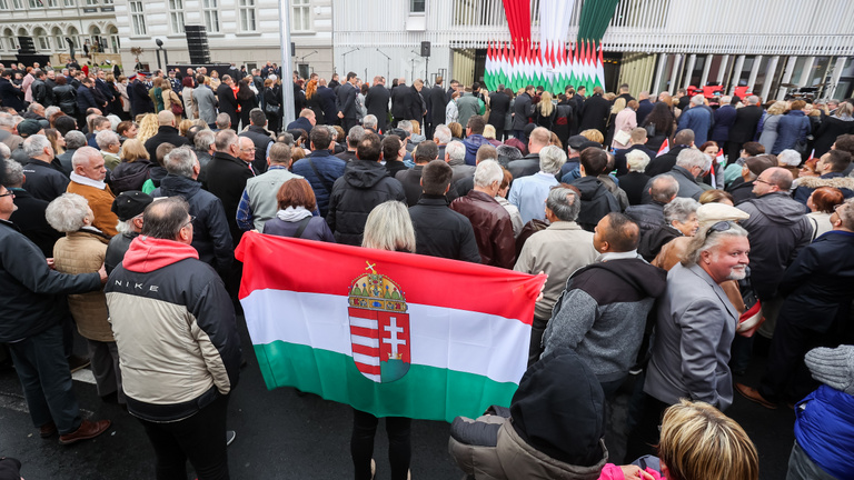 Orbán Viktor: Tűrünk, amikor kell, és visszaütünk, amikor lehet
