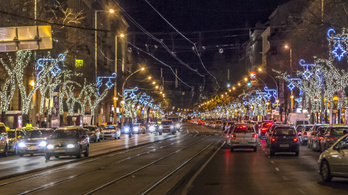 Nem lesz karácsonyi díszkivilágítás Budapesten?