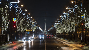 Nem lesz karácsonyi díszkivilágítás Budapesten, 28 milliót spórol így a főváros