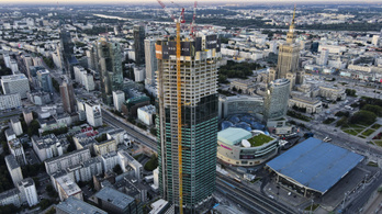 Felépült az Európai Unió legmagasabb toronyháza Lengyelországban