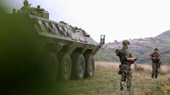Készültségbe helyezték a szerb hadsereget, ellenséges drónokról ír a szerb sajtó