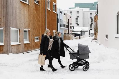 Babakocsiban alvó gyerekekkel vannak tele az utcák a leghidegebb napokon is: a skandináv országokban ez normális