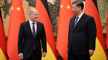 Olaf Scholz arra kérte Kínát, hogy fékezze meg Putyint