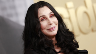 A 76 éves Cher 40 évvel fiatalabb férfit szeret