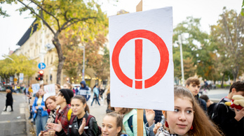Több budapesti iskola egyhetes munkabeszüntetést hirdetett