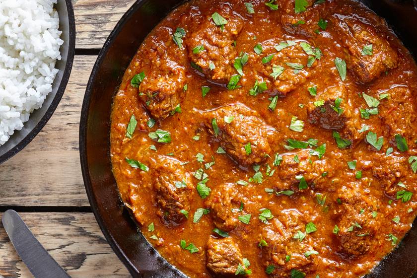 Isteni, fűszeres marhahúsos curry: a sűrű szaft a lelke