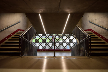 Lépcsőház a Puskás Arénában az avatás napján 2019. november 15-én
