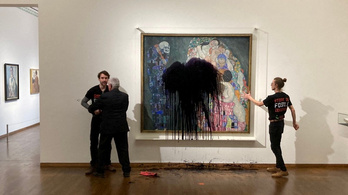 Olajjal öntöttek le egy Klimt-festményt klímaaktivisták Bécsben