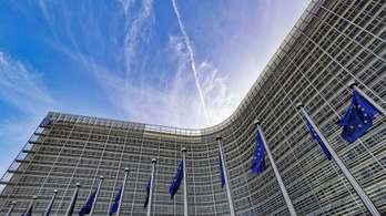 Újabb lépéseket tett a kormány az Európai Bizottsággal való megegyezés érdekében