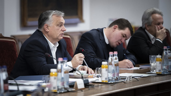 Orbán Viktor Twitteren posztolt a lengyelországi rakétabecsapódásról
