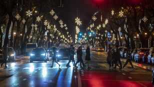 Zsidai Roy: Konkrét károkozás a kivilágítatlan Budapest karácsonykor
