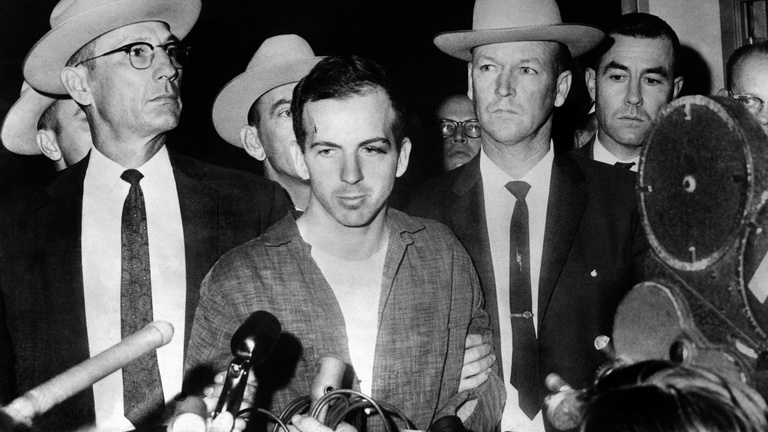 John F. Kennedy megszállottja volt a gyilkosa, könyvben tálaltak ki Lee Harvey Oswaldról