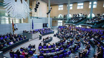 A német kormány most már nem kertel, hanem készül a jövőre