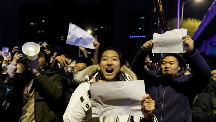 Forrong Kína: már az elnök lemondását követelik a tüntetők