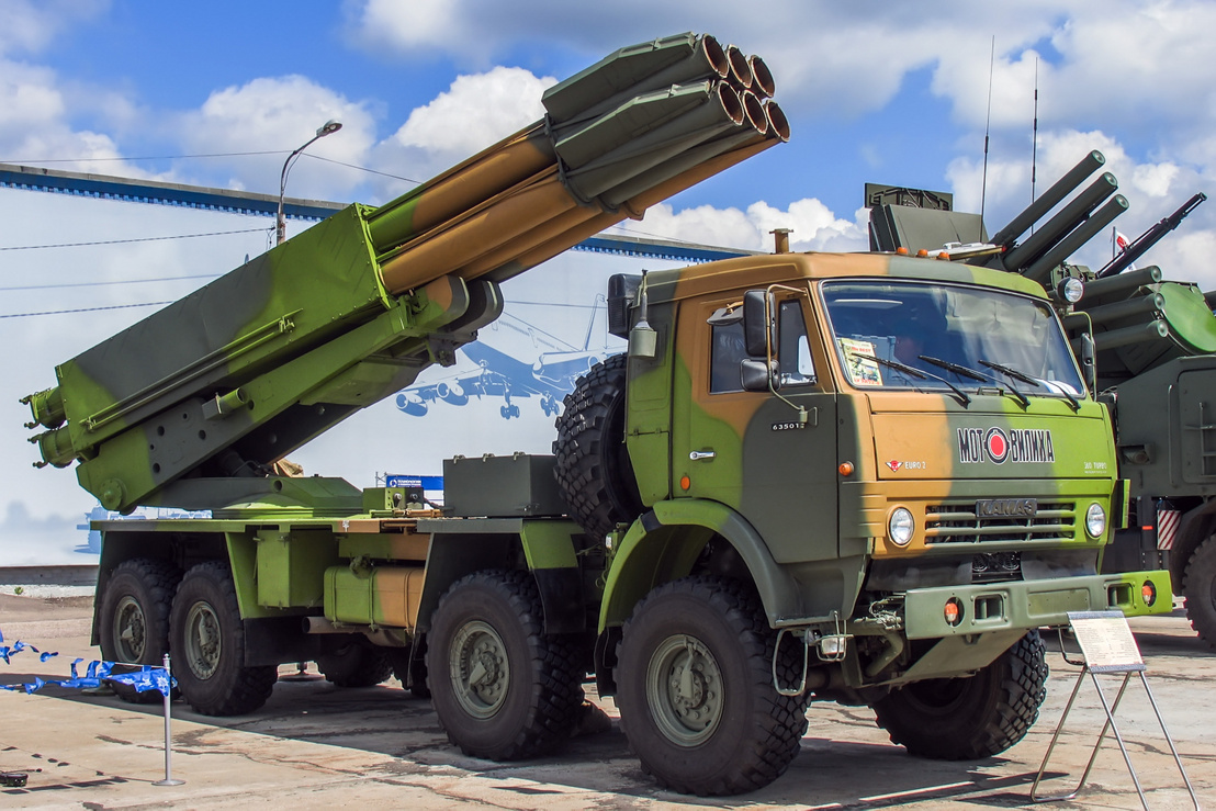 9A52-4 Smerch combat vehicle at Engineering Technologies 2012 01