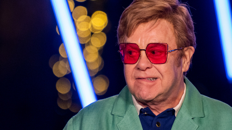 Elton John elköszön a rajongóktól