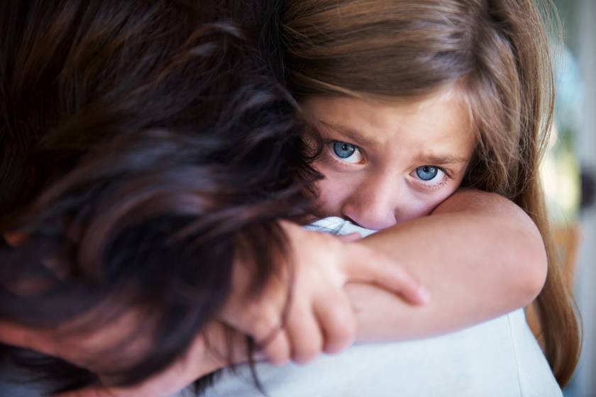 5 helyes módszer, amivel a szülő segíteni tud leküzdeni a szorongást - Van, amiről azt hiszik, jó, de árt
